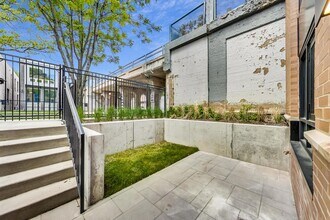 1744 N Western Ave in Chicago, IL - Building Photo - Building Photo