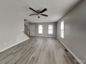 146 Pinewinds Dr in Sanford, NC - Building Photo - Building Photo
