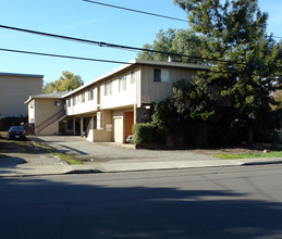 2655 Miller Ave in Mountain View, CA - Building Photo - Building Photo