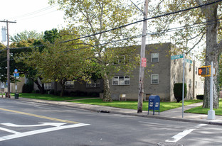 1214 Richmond Rd Apartments