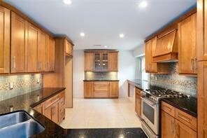 property at 1850 Creek Dr