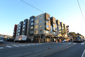 1100 Ocean Avenue in San Francisco, CA - Building Photo - Building Photo