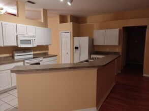 17 Ziegler Pl in Palm Coast, FL - Building Photo - Building Photo
