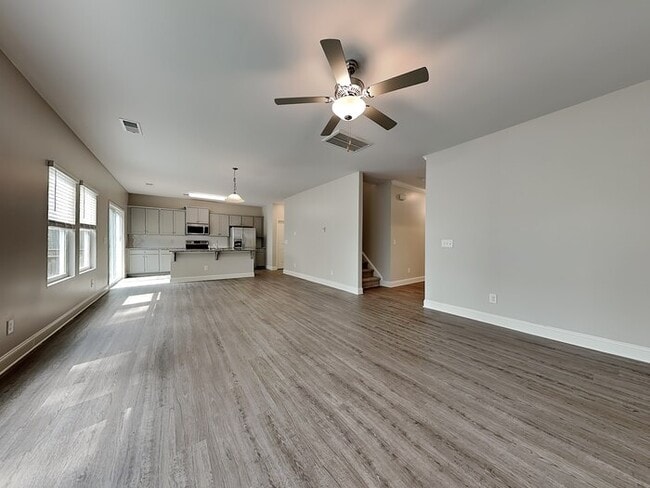 3808 Sapphire Ridge Ct in Raleigh, NC - Building Photo - Building Photo