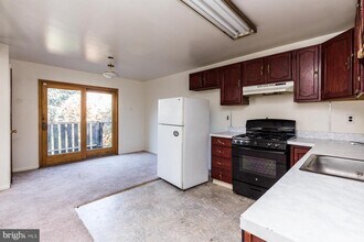 540 N 4th St in Philadelphia, PA - Building Photo - Building Photo