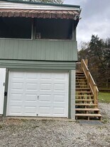 3589 Bull Creek Rd in Tarentum, PA - Building Photo