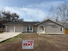8827 Slumber Ln in Converse, TX - Building Photo