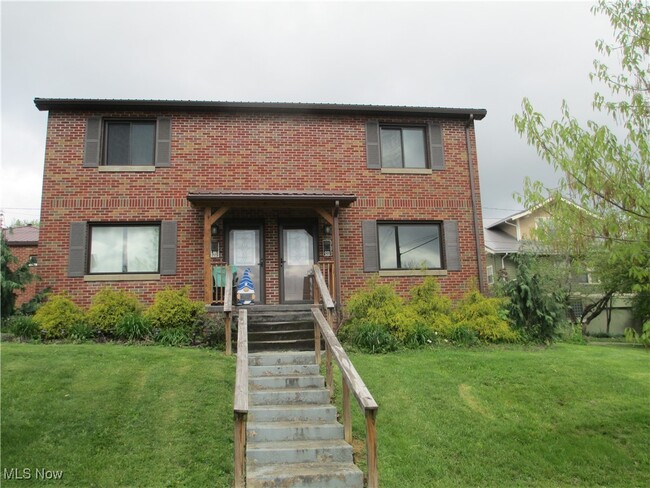 property at 757 N 7th St