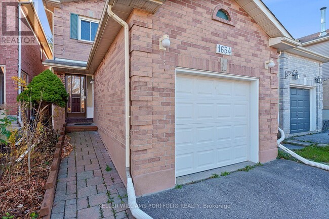 1654 McBrady Crescent in Pickering, ON - Building Photo - Building Photo