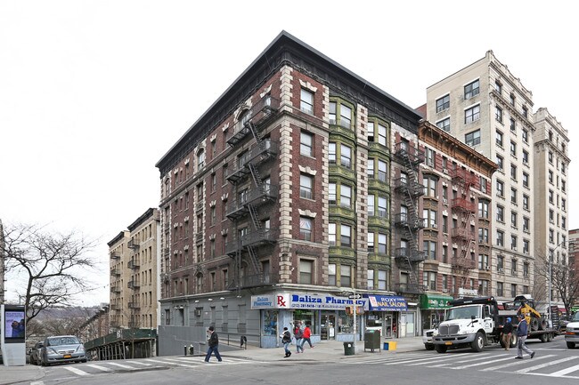 West Broadway Residence in New York, NY - Foto de edificio - Building Photo