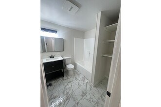 235 Russell St in New Haven, CT - Building Photo - Building Photo