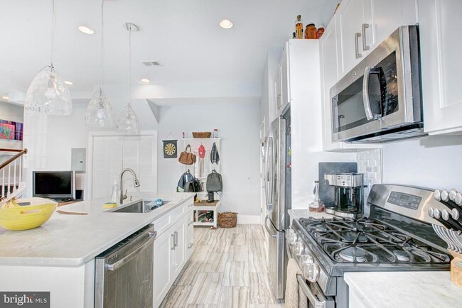 1220 19th St NE in Washington, DC - Building Photo - Building Photo