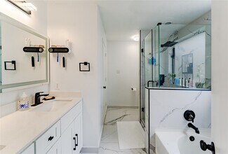 7602 Little Thicket Ct in Cypress, TX - Building Photo - Building Photo