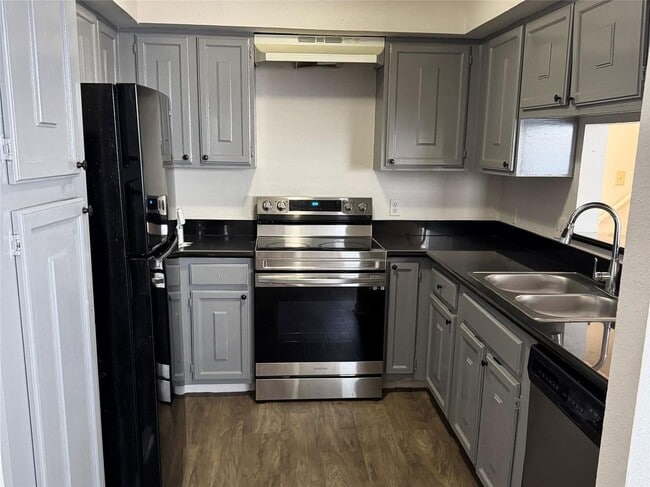 property at 11002 Hammerly Blvd