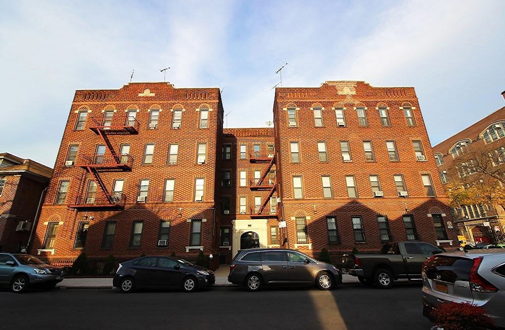 1865 77th St in Brooklyn, NY - Building Photo