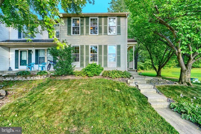 property at 1817 Queen Anne Square