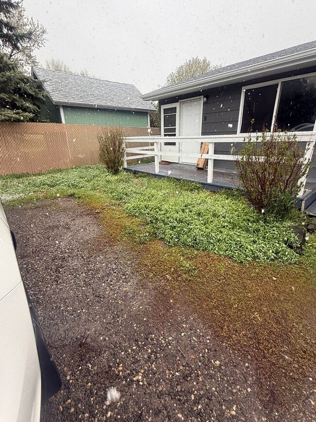 property at 616.5 N M St