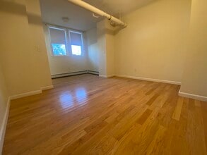1640 Commonwealth Ave, Unit 1640 Commonwealth in Boston, MA - Building Photo - Building Photo