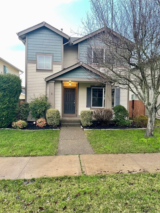 1809 Cadborough Ln in Dupont, WA - Building Photo