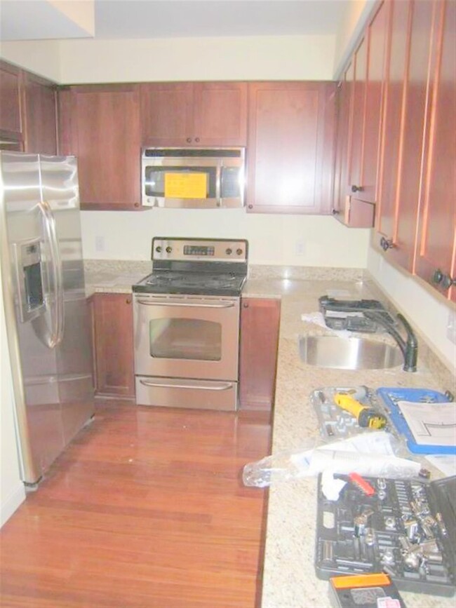 43 Pitman St, Unit 202