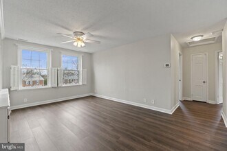 3076 S Woodrow St in Arlington, VA - Building Photo - Building Photo