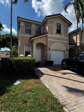 12544 SW 121st Way in Miami, FL - Building Photo - Building Photo