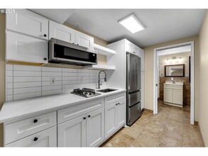 1320 NW Maple Ln in Camas, WA - Building Photo - Building Photo