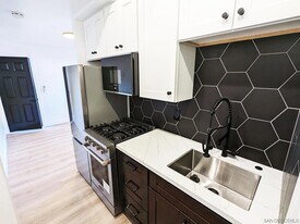 832 10th St, Unit A in Imperial Beach, CA - Building Photo