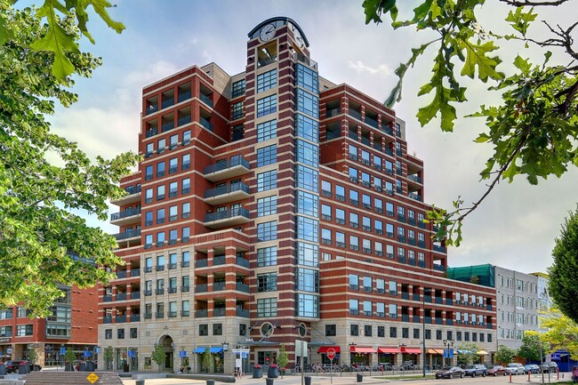 1590 Little Raven St, Unit 506 in Denver, CO - Foto de edificio - Building Photo