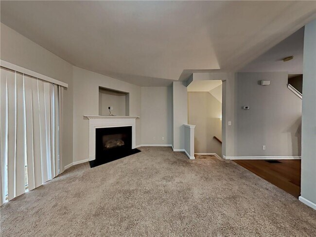 730 Celeste Ln in Atlanta, GA - Building Photo - Building Photo