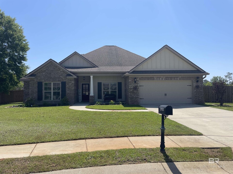 27035 Allenbrook Ct in Daphne, AL - Building Photo
