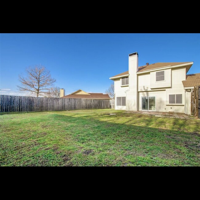 2700 Cornell Dr in Rowlett, TX - Building Photo - Building Photo