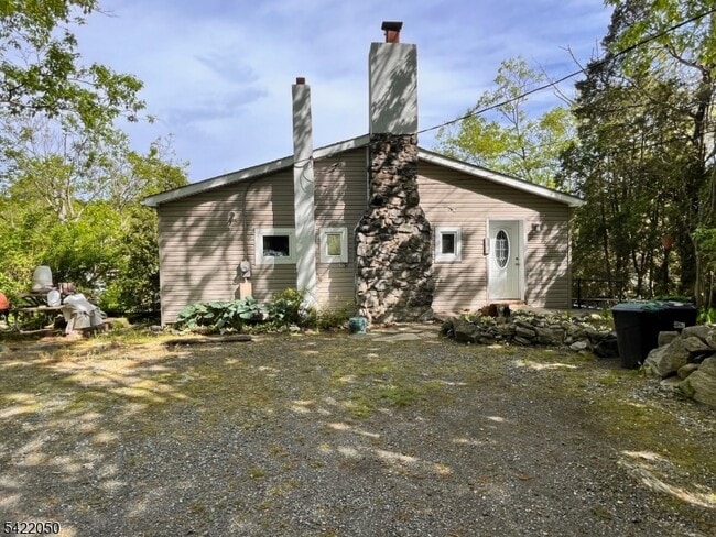 34 Rose Trail in Byram Township, NJ - Building Photo - Building Photo