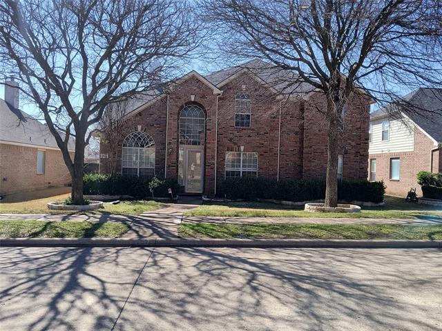 3524 Thorp Springs Dr in Plano, TX - Foto de edificio