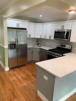 172-19 144th Rd in Queens, NY - Building Photo