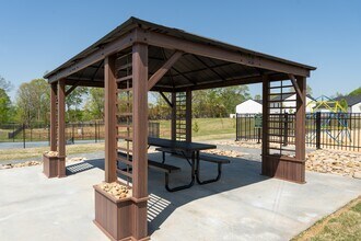 5040 Aspen Spg Wy in Spartanburg, SC - Building Photo - Building Photo