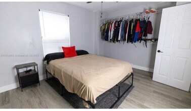 7931 NW 44th Ct in Lauderhill, FL - Building Photo - Building Photo