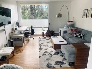 129 11th Ave E in Seattle, WA - Building Photo - Building Photo