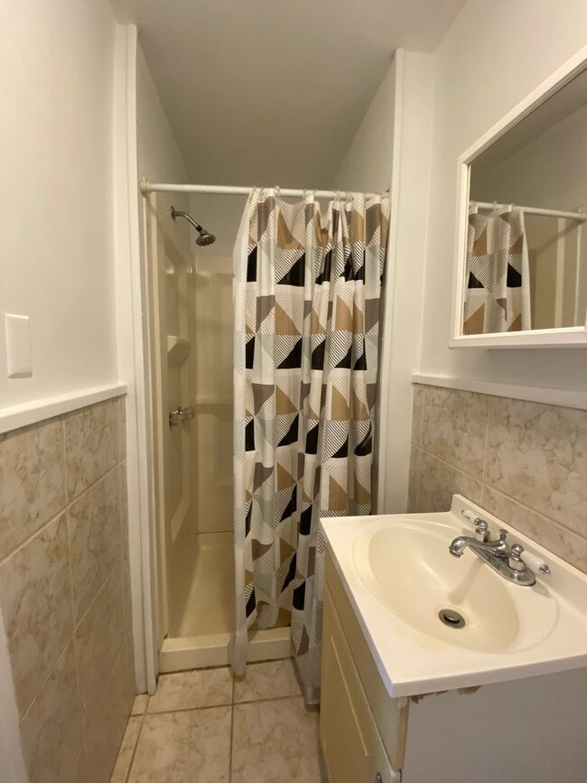 property at 725 Washington St