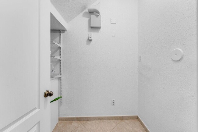 851 SW 154th Path in Miami, FL - Building Photo - Building Photo