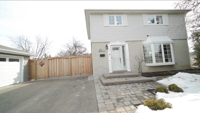 property at 2 Deloraine Dr