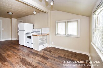 610 E 8th Ave-Unit -2 in Eugene, OR - Building Photo - Building Photo