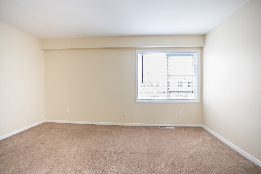 Glenview Townhomes Liverpool, NY Apartments For Rent