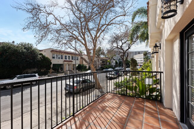 6511 Orange St, Unit 6511 in Los Angeles, CA - Building Photo - Building Photo