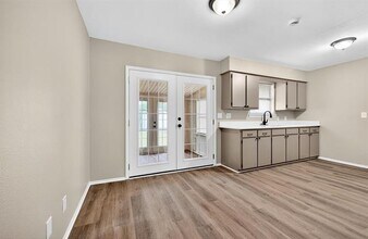 1604 Bonner Rd in Gainesville, TX - Building Photo - Building Photo