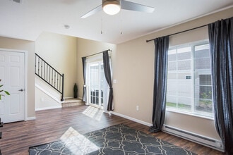 Redwood Wolverine Lake in Wolverine Lake, MI - Building Photo - Building Photo