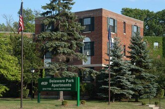 Delaware Park Apartments in Buffalo, NY - Building Photo - Building Photo