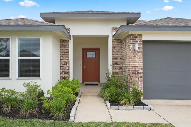 property at 2709 Golden Palms Ln
