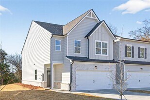 548 Madison St in Commerce, GA - Building Photo