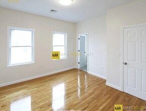 163 Ferry St, Unit 2a in Malden, MA - Building Photo - Building Photo